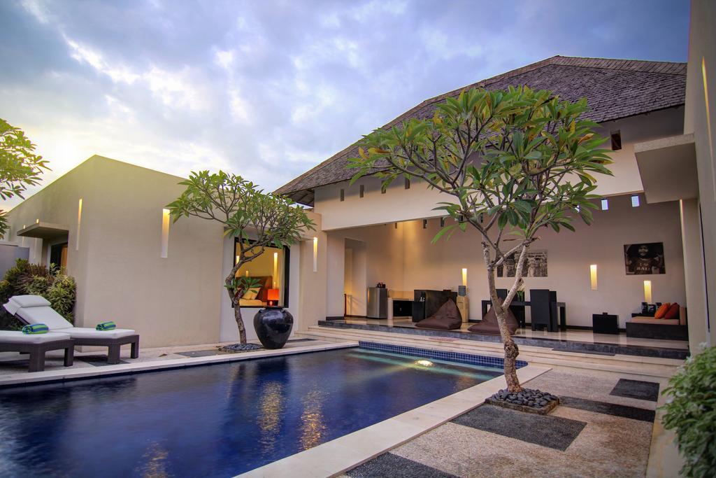 The Seminyak Suite - Private Villa מראה חיצוני תמונה